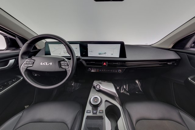 2024 Kia EV6 — photo 20 of 22