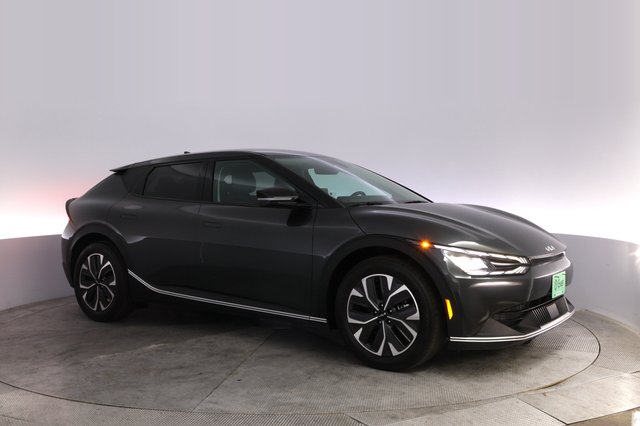 2024 Kia EV6 — photo 11 of 22