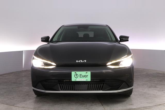 2024 Kia EV6 — photo 9 of 22