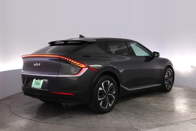 2024 Kia EV6 — photo 2 of 22