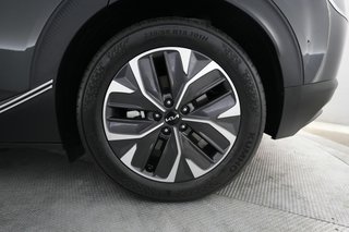 2024 Kia EV6 — photo 7 of 22