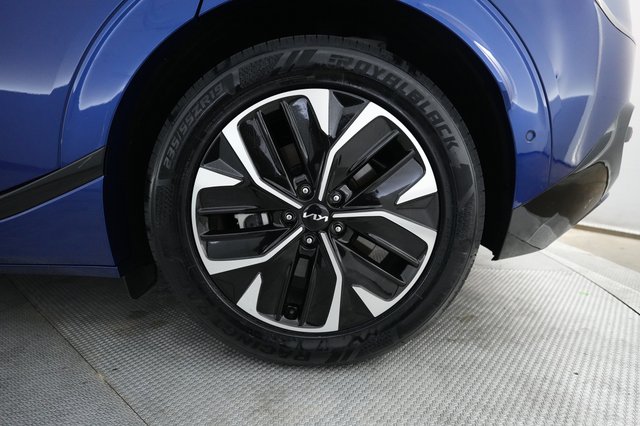2024 Kia EV6 — photo 7 of 24