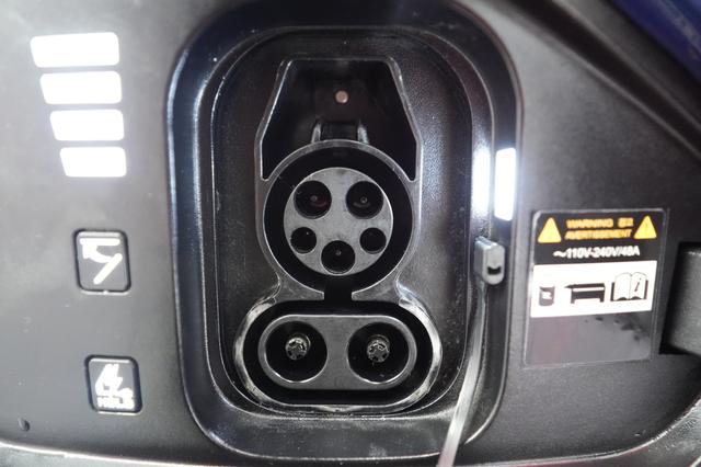 2024 Kia EV6 — photo 8 of 24