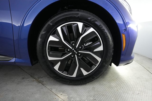 2024 Kia EV6 — photo 16 of 24
