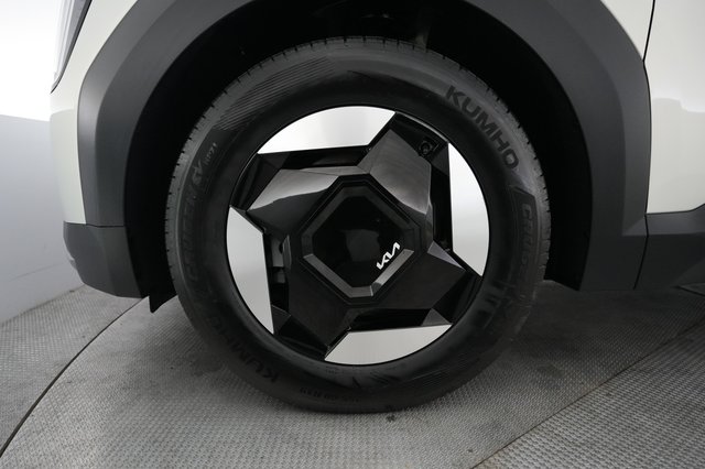 2024 Kia EV9 — photo 15 of 23