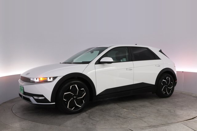 2024 Hyundai IONIQ 5 — photo 14 of 24