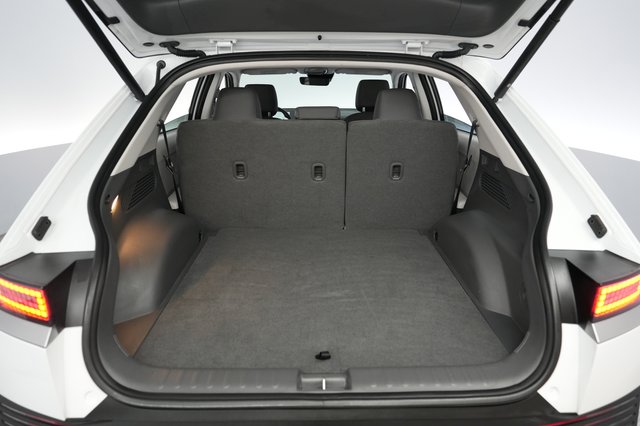 2024 Hyundai IONIQ 5 — photo 6 of 24