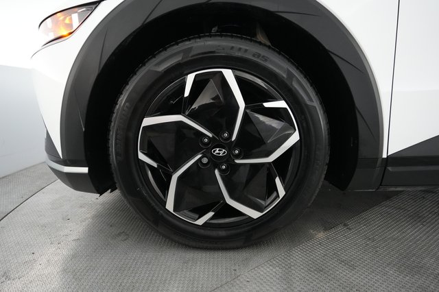2024 Hyundai IONIQ 5 — photo 15 of 24