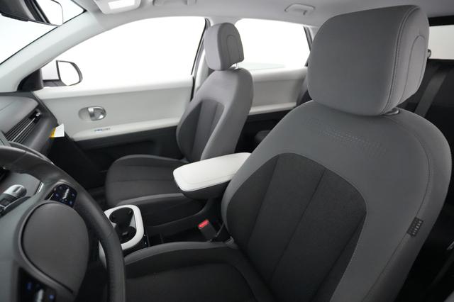 2024 Hyundai IONIQ 5 — photo 3 of 24