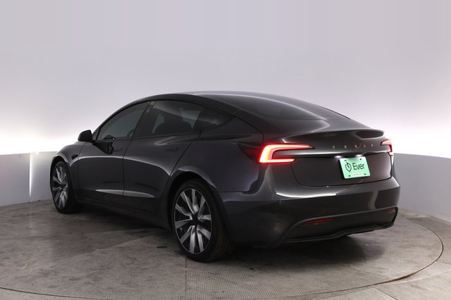 2024 Tesla Model 3 — photo 13 of 24