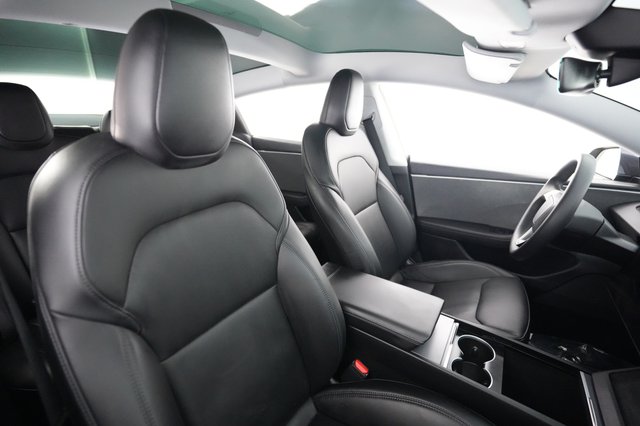 2024 Tesla Model 3 — photo 18 of 24