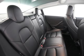 2021 Tesla Model 3 — photo 4 of 24
