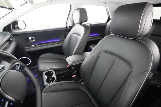 2024 Hyundai IONIQ 5 — photo 3 of 21