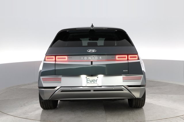 2023 Hyundai IONIQ 5 — photo 9 of 33