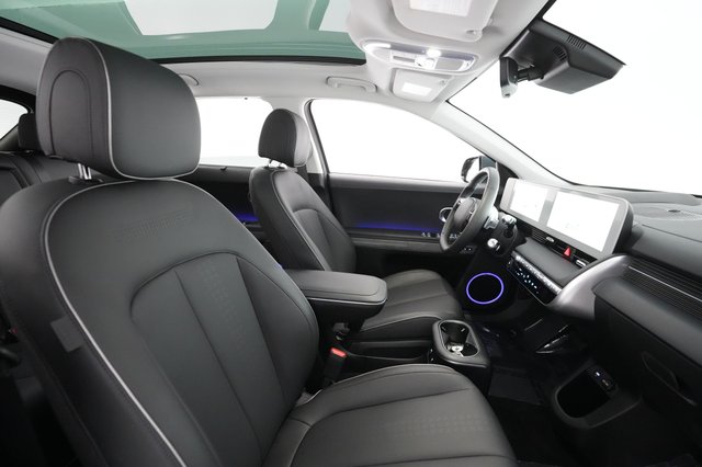 2023 Hyundai IONIQ 5 — photo 18 of 33