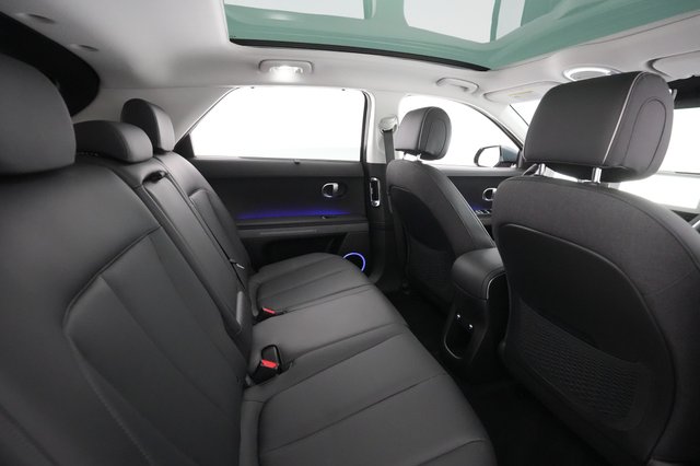 2023 Hyundai IONIQ 5 — photo 3 of 33