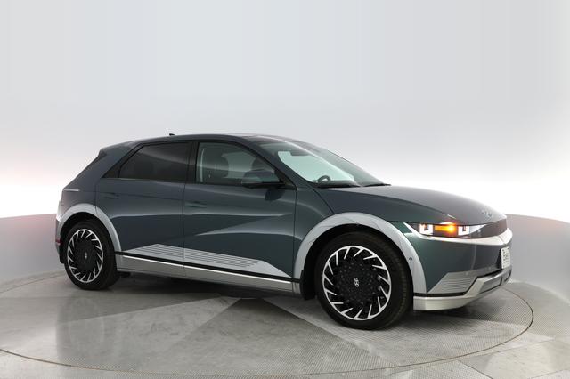 2023 Hyundai IONIQ 5 — photo 7 of 33