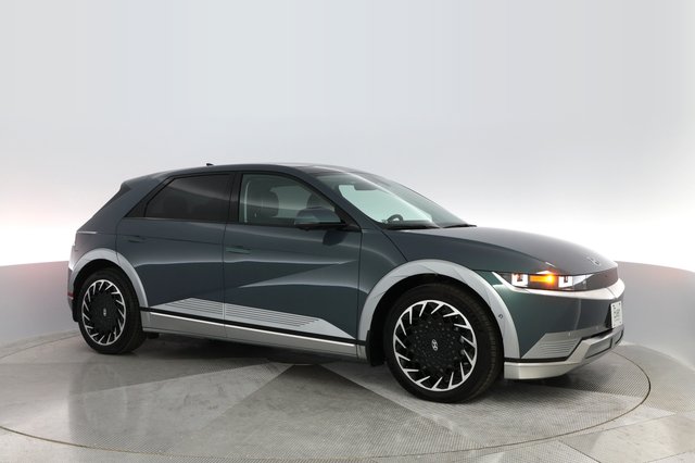 2023 Hyundai IONIQ 5 — photo 7 of 33