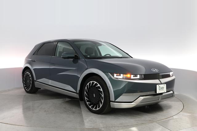 2023 Hyundai IONIQ 5 — photo 6 of 33