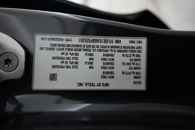 2025 Tesla Model 3 — photo 21 of 21