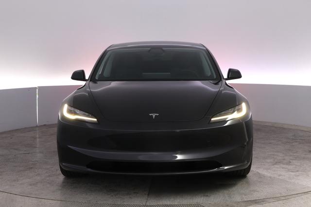 2025 Tesla Model 3 — photo 9 of 24