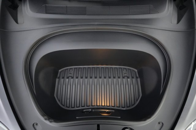 2025 Tesla Model 3 — photo 23 of 24