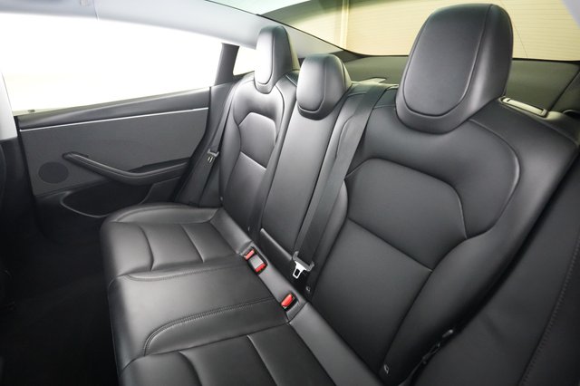 2025 Tesla Model 3 — photo 19 of 24