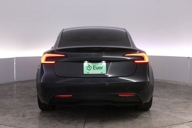 2025 Tesla Model 3 — photo 12 of 24