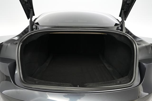 2025 Tesla Model 3 — photo 6 of 24