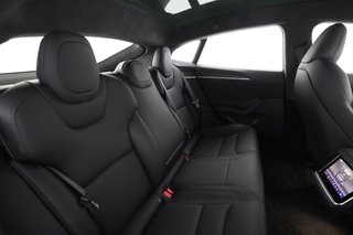 2022 Tesla Model S — photo 4 of 26