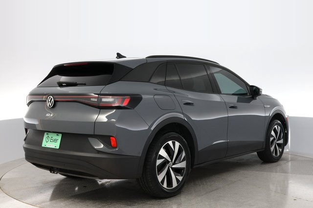 2023 Volkswagen ID.4 — photo 2 of 22