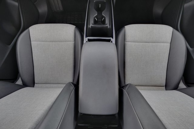2023 Volkswagen ID.4 — photo 19 of 22