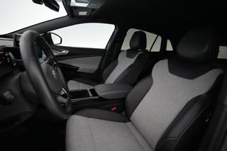 2023 Volkswagen ID.4 — photo 3 of 22