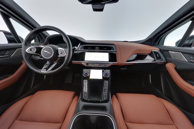 2023 Jaguar I-Pace — photo 21 of 25