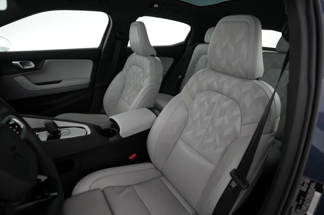 2023 Polestar 2 — photo 3 of 21