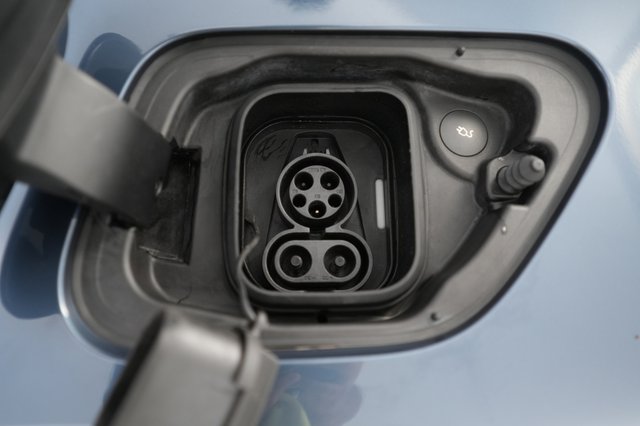 2023 Polestar 2 — photo 8 of 21