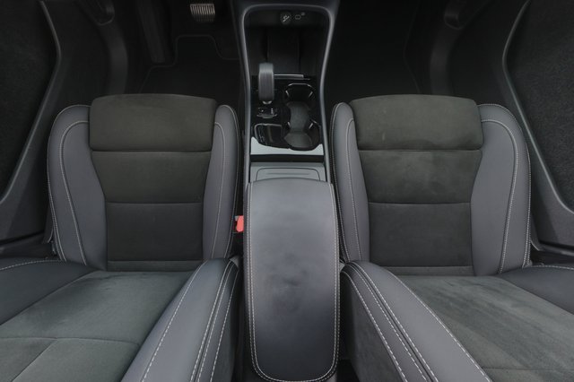 2023 Volvo XC40 Recharge — photo 21 of 23