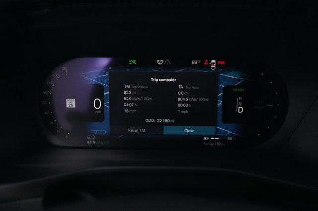2023 Volvo XC40 Recharge — photo 5 of 23