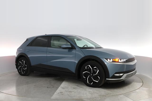 2023 Hyundai IONIQ 5 — photo 7 of 31