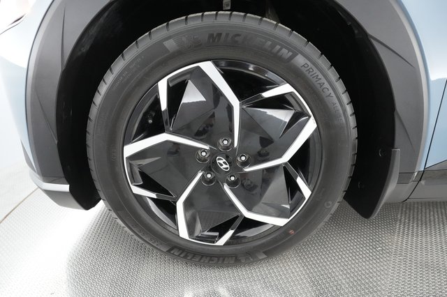 2023 Hyundai IONIQ 5 — photo 12 of 31