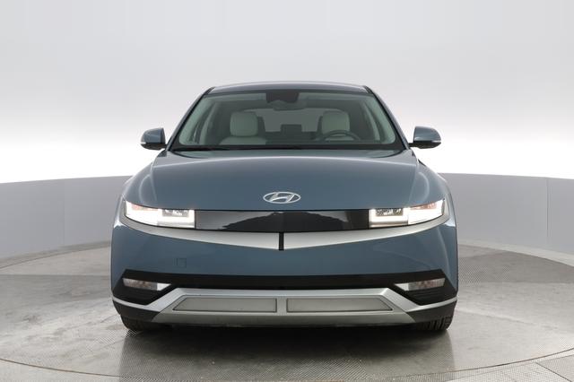 2023 Hyundai IONIQ 5 — photo 5 of 31