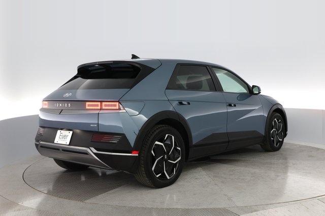 2023 Hyundai IONIQ 5 — photo 8 of 31
