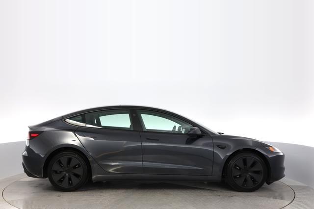 2024 Tesla Model 3 — photo 10 of 19