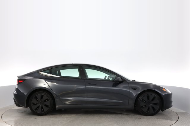 2024 Tesla Model 3 — photo 10 of 19