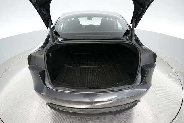 2024 Tesla Model 3 — photo 6 of 19