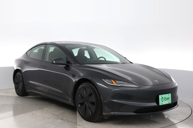 2024 Tesla Model 3 — photo 9 of 19