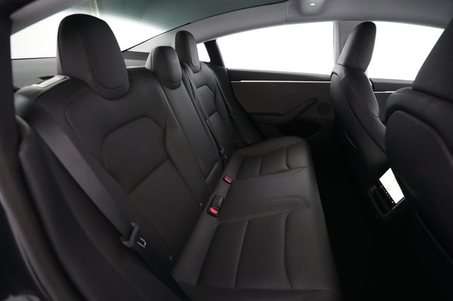2024 Tesla Model 3 — photo 4 of 19