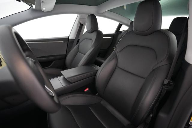 2024 Tesla Model 3 — photo 3 of 19