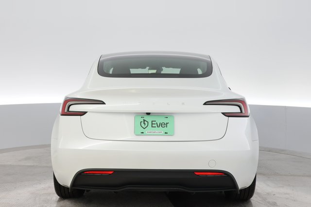 2024 Tesla Model 3 — photo 12 of 23