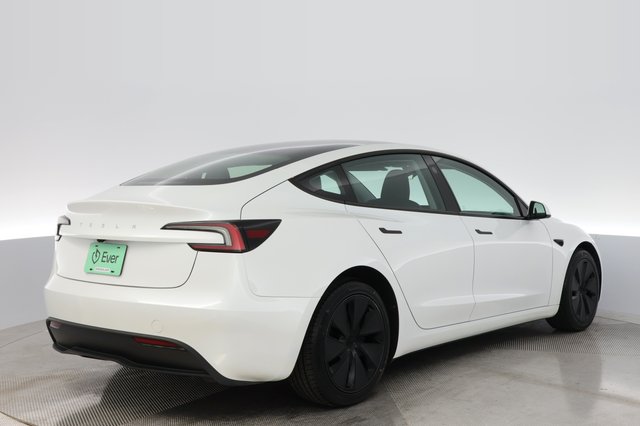 2024 Tesla Model 3 — photo 2 of 23